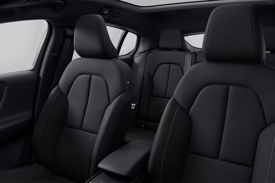 Volvo C40 Recharge 2026 interior driver side front seat