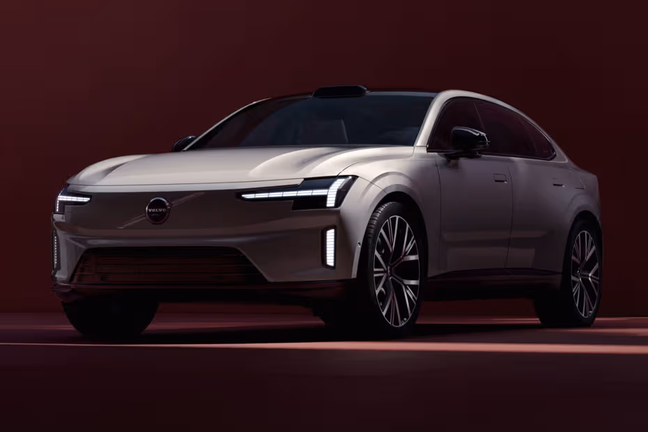 Volvo ES90 2026 Sedan Front Left Side Low Angle View