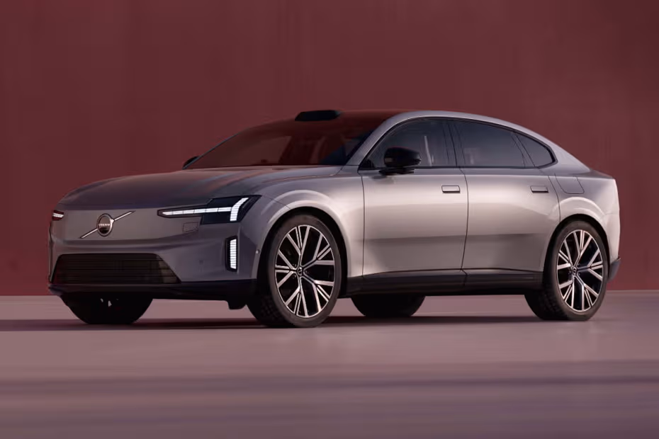 Volvo ES90 2026 Sedan front left side view