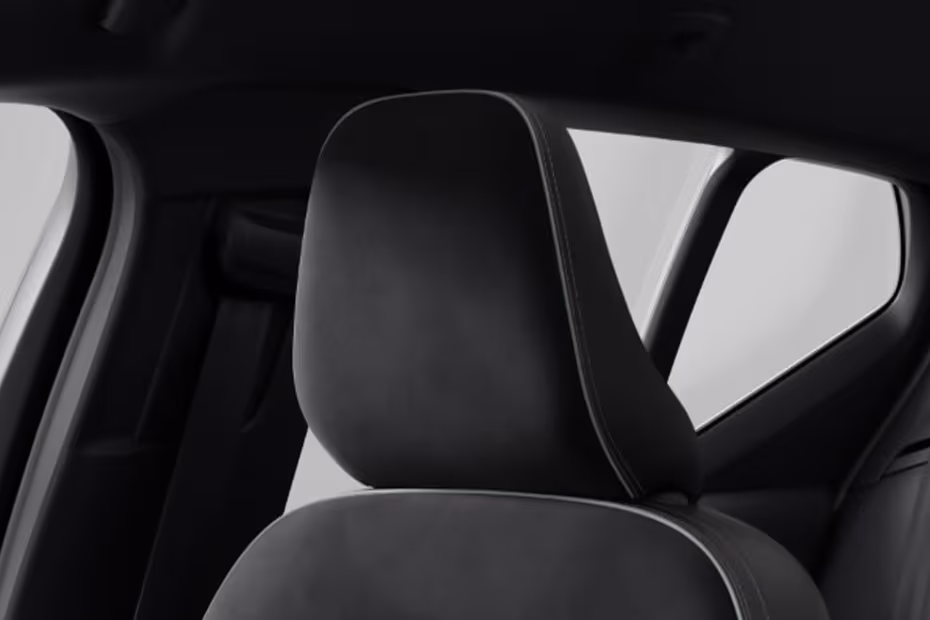 Volvo XC40 2026 interior front seat adjustable headrest