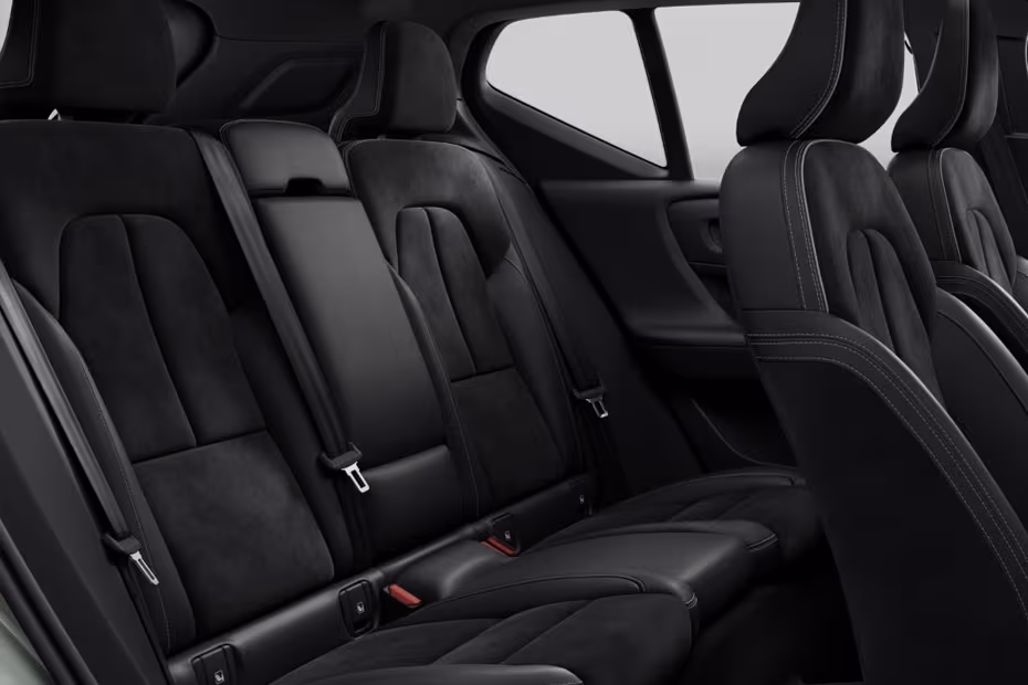 Volvo XC40 2026 interior second row rear seats view