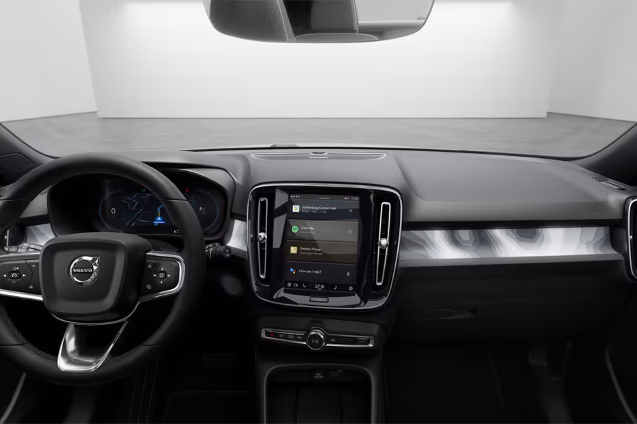 Volvo XC40 Recharge 2026 Dashboard Layout