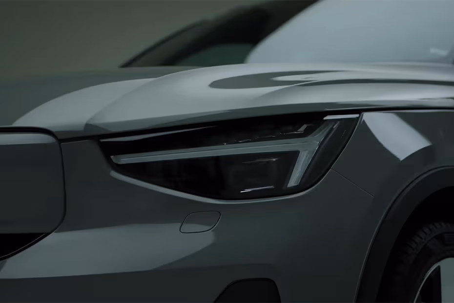 Volvo XC40 Recharge 2026 LED headlight close-up