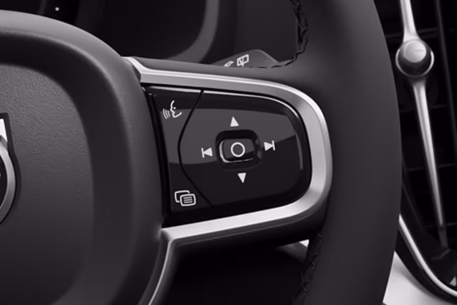 Volvo XC90 2026 Right Steering Wheel Controls